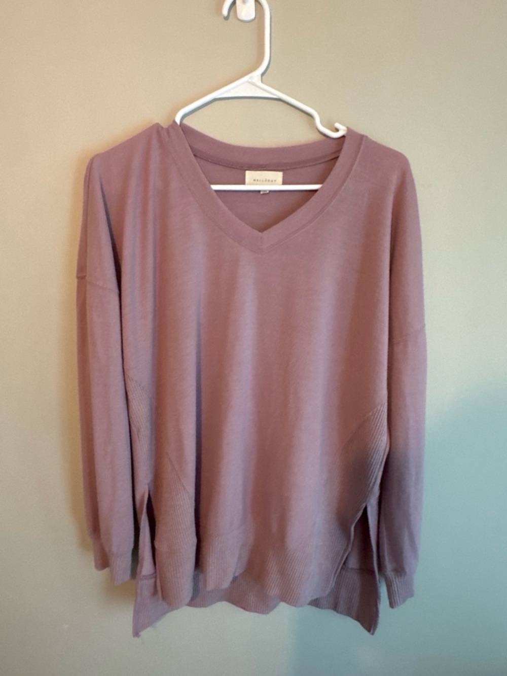 MELLODAY Washed Mauve V-Neck Sweater